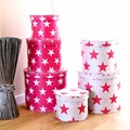 Round box white with red stars 3-set, Leitner collection